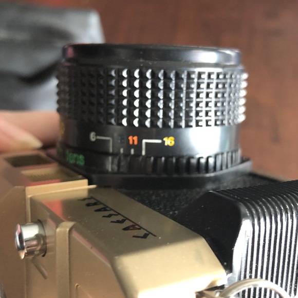 Caesars Vintage Camera - Picture 9 of 12